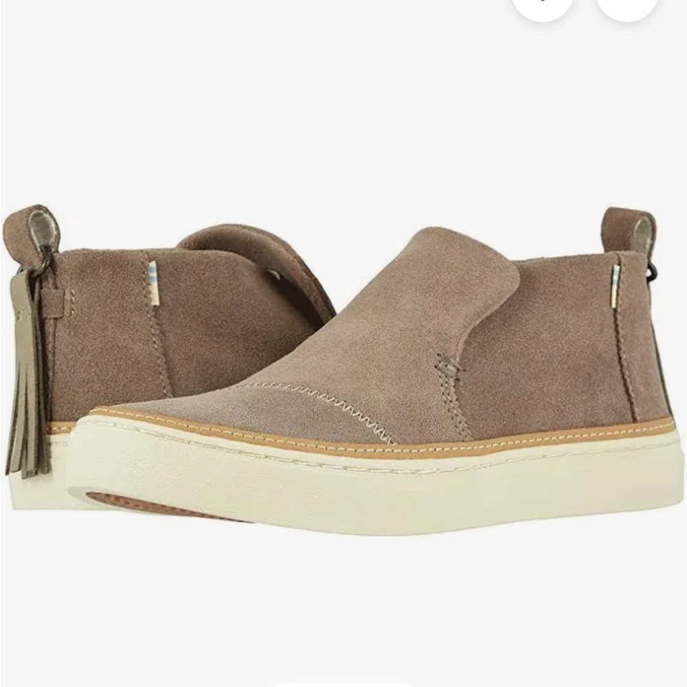 Toms Paxton Water Resistant Taupe Gray Suede Slip Ons. Size 8.5